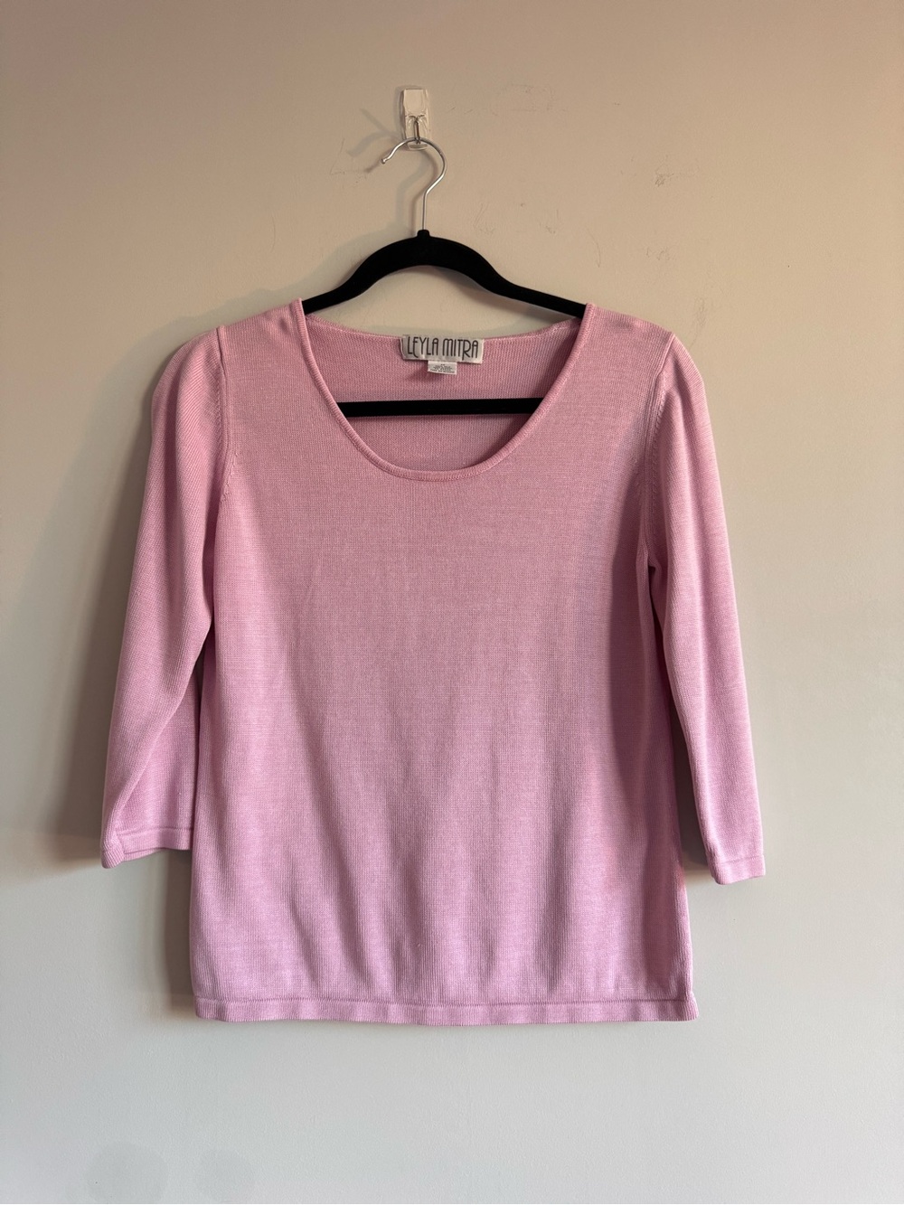 Vintage Leyla Mitra Light Pink Silk Knit 3/4 Sleeve Scoop Neck Spring Sweater